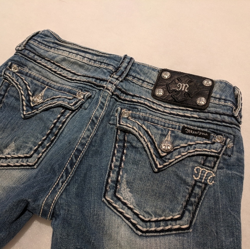 Miss Me 28 Boot Cut Jeans